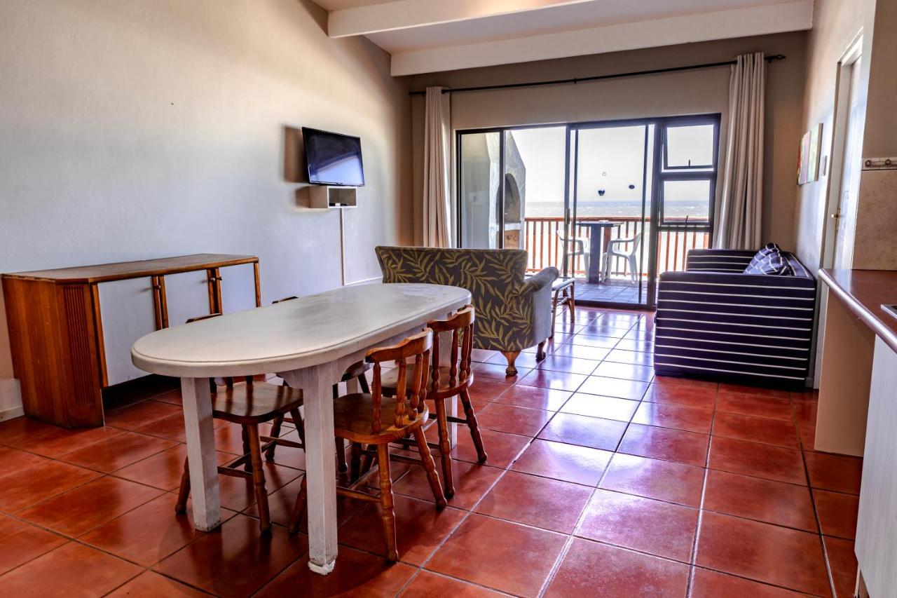 Mitford-On-Sea Aparthotel มอร์แกนส์เบย์ ภายนอก รูปภาพ