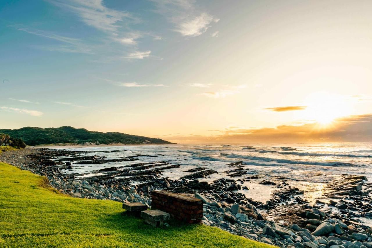 Mitford-On-Sea Aparthotel มอร์แกนส์เบย์ ภายนอก รูปภาพ