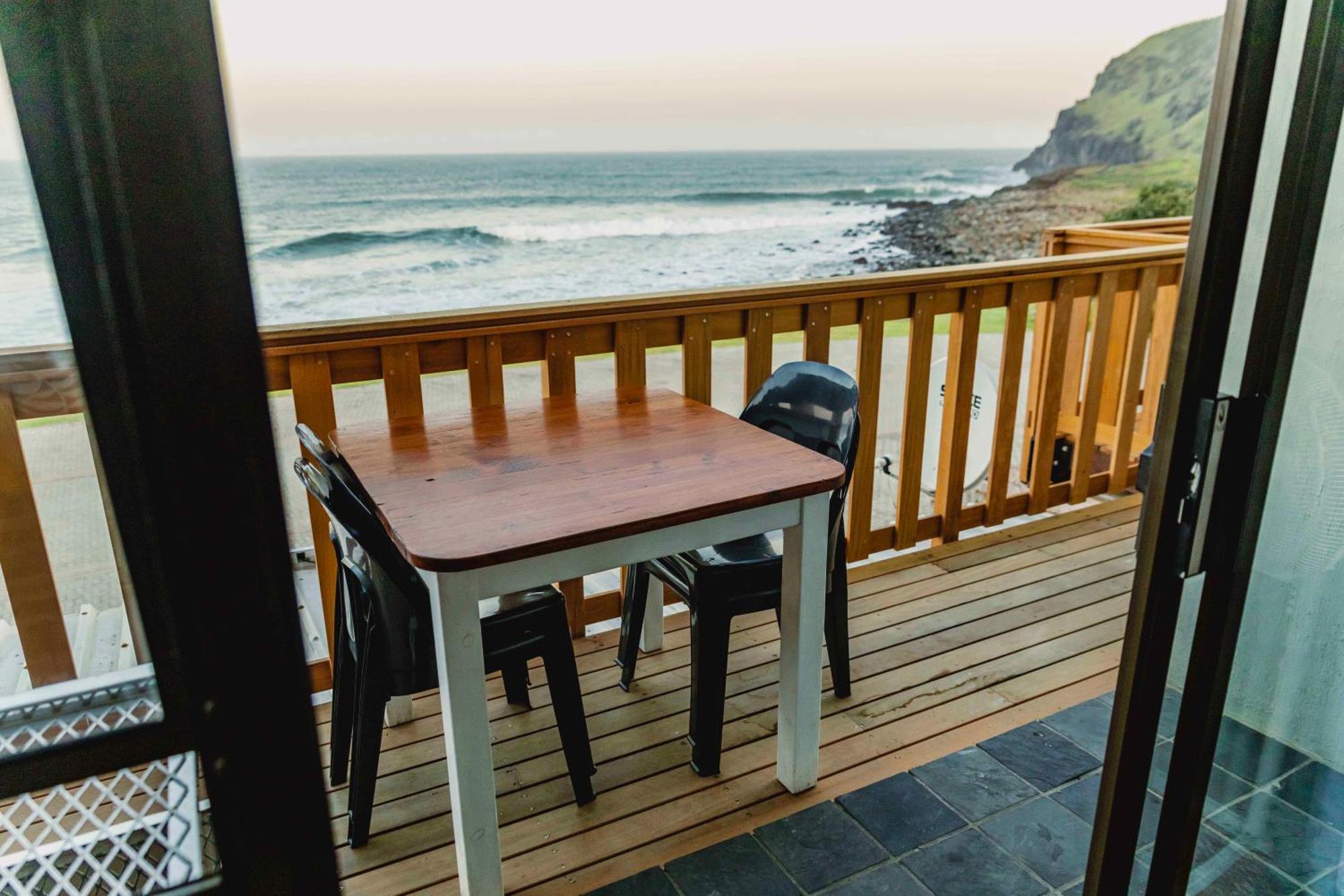 Mitford-On-Sea Aparthotel มอร์แกนส์เบย์ ภายนอก รูปภาพ