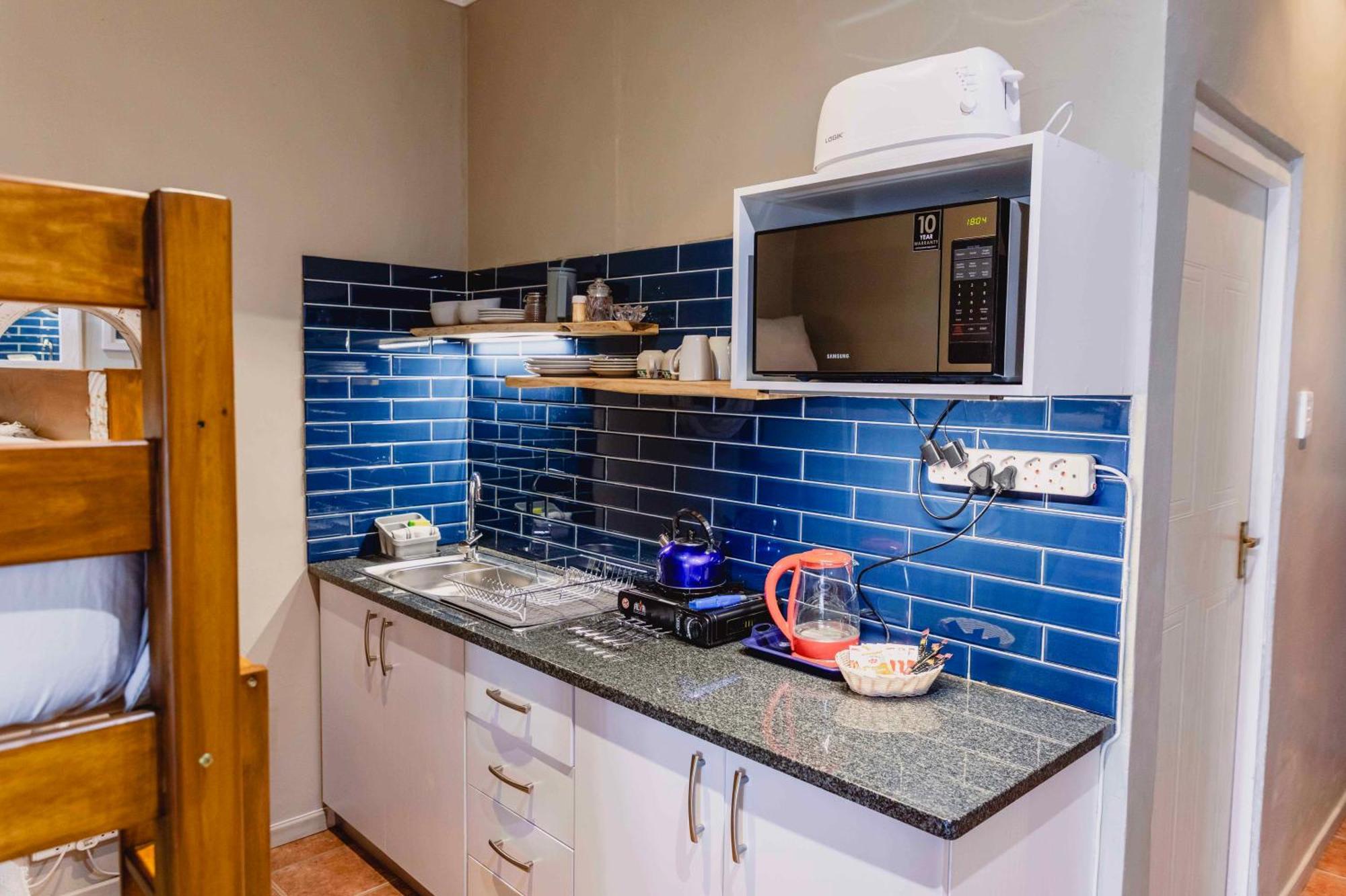 Mitford-On-Sea Aparthotel มอร์แกนส์เบย์ ภายนอก รูปภาพ